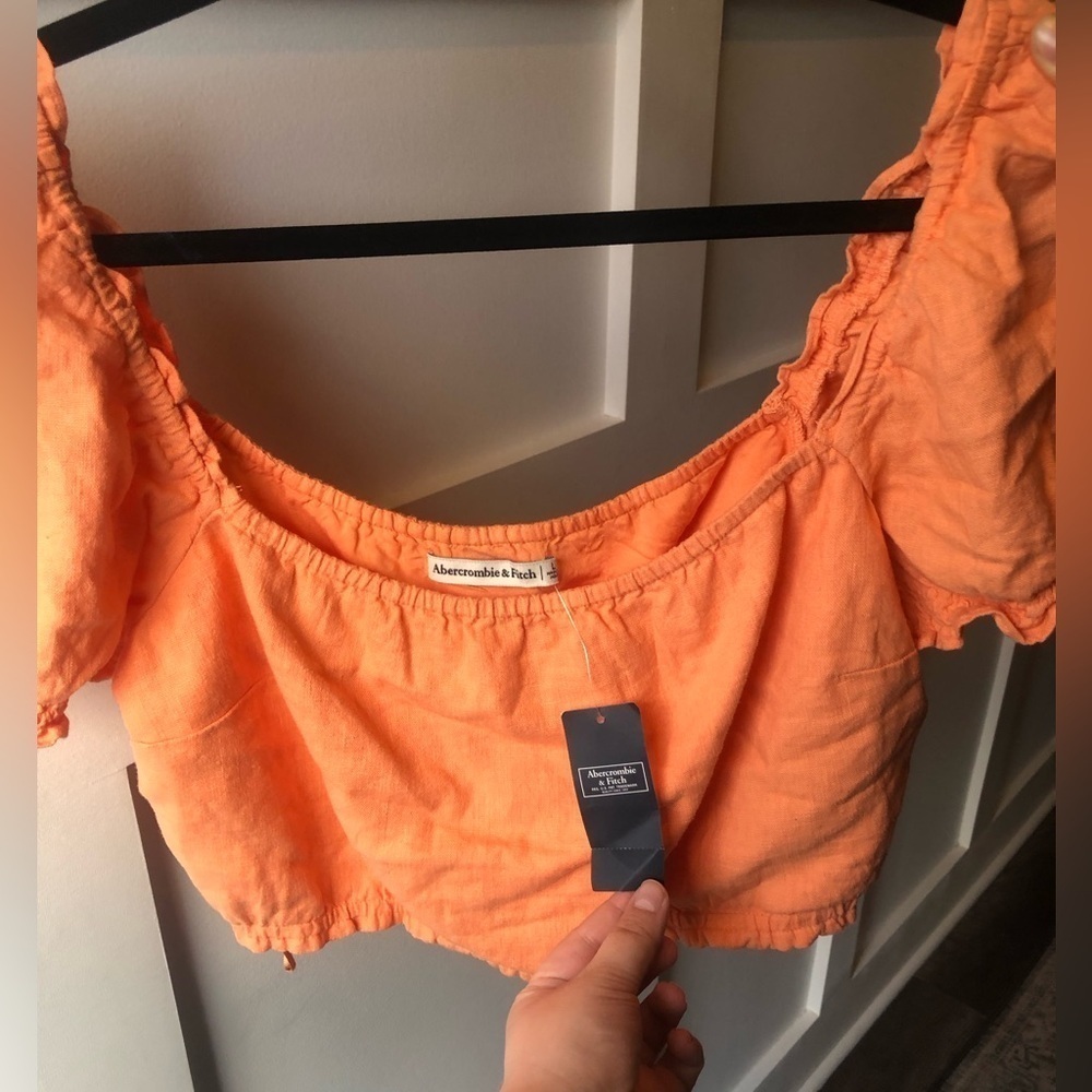 NWT Abercrombie & Fitch Orange Crop Top!